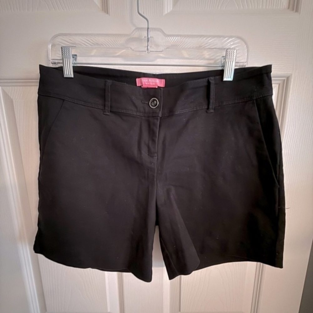 Isaac Mizrahi Black Women's Shorts Size 8